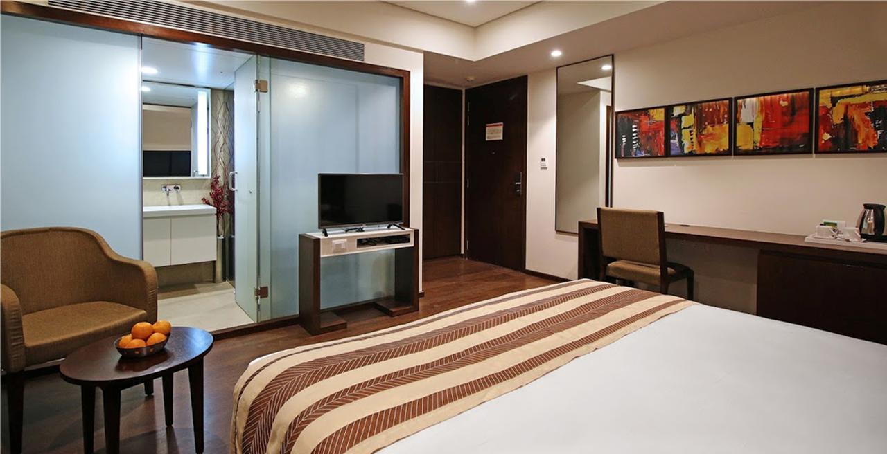 Hotel German Palace Near To Airport Gandhinagar Eksteriør bilde
