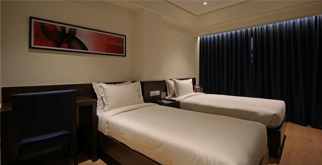 Hotel German Palace Near To Airport Gandhinagar Eksteriør bilde