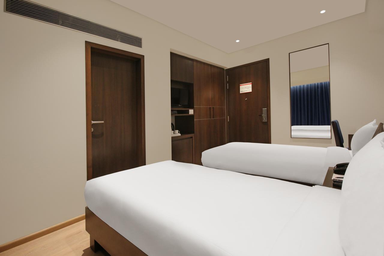 Hotel German Palace Near To Airport Gandhinagar Eksteriør bilde