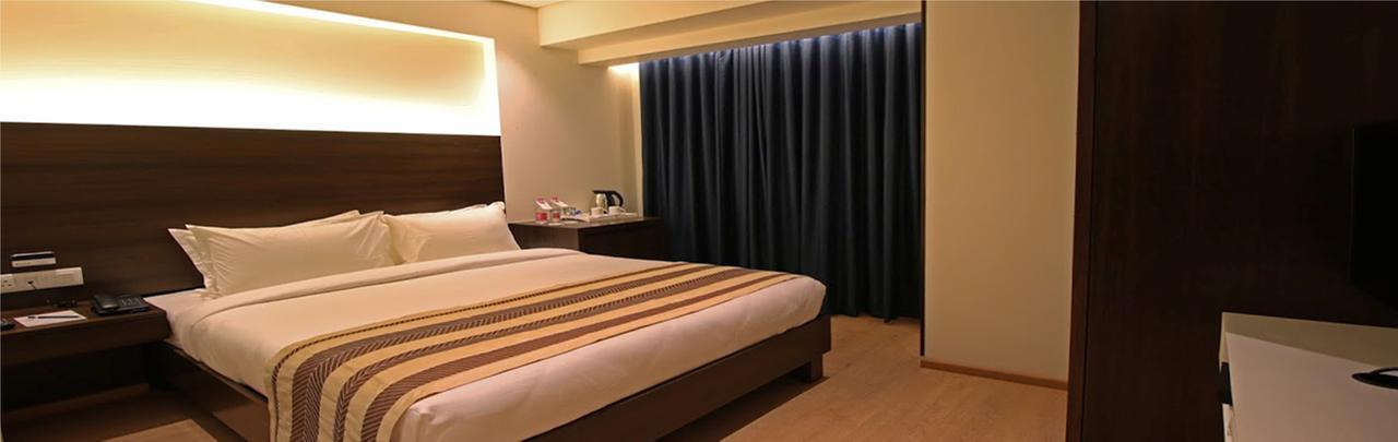 Hotel German Palace Near To Airport Gandhinagar Eksteriør bilde